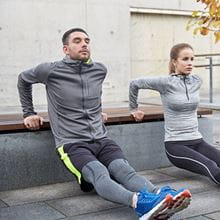 people doing tricep dips