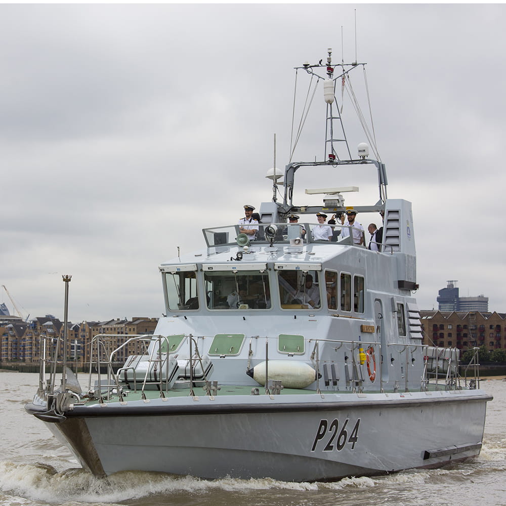 Royal-Navy-Equipment-Ships-18-archer.jpg Royal Navy ship, HMS Archer on the Thames in London
