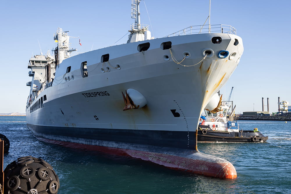 RFA Tidespring returns to Portland, Dorset