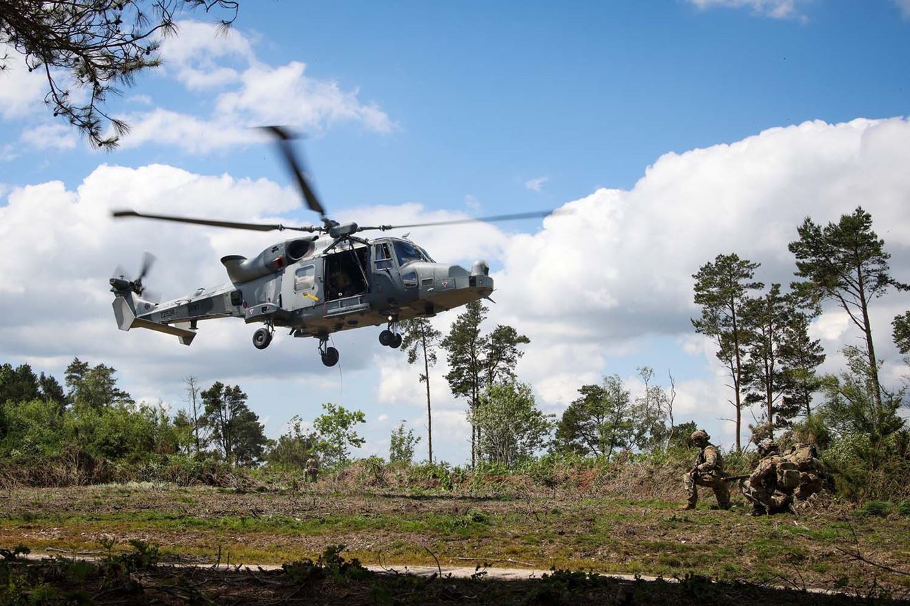 847 NAS work with Commando Forces for raid, insertion and rescue training. Picture: POPhot Lee Blease