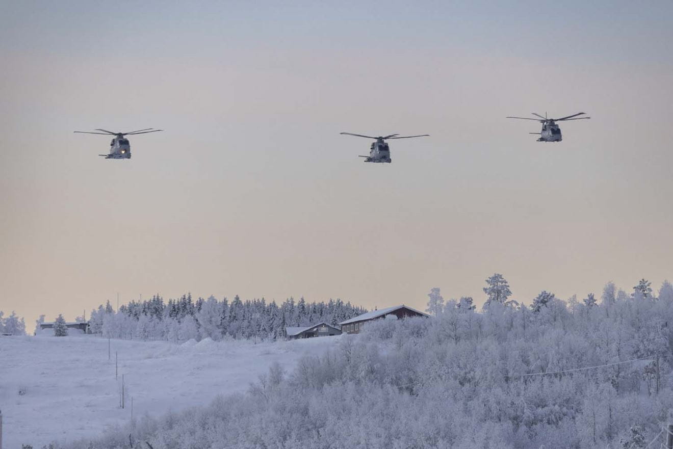 Naval helicopter crews learn to handle sub-zero conditions to support Arctic commandos