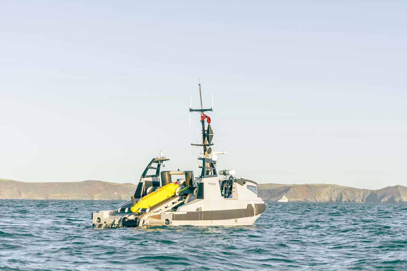 Autonomous minehunters will be introduced into the Royal Navy following a contract between the UK and France