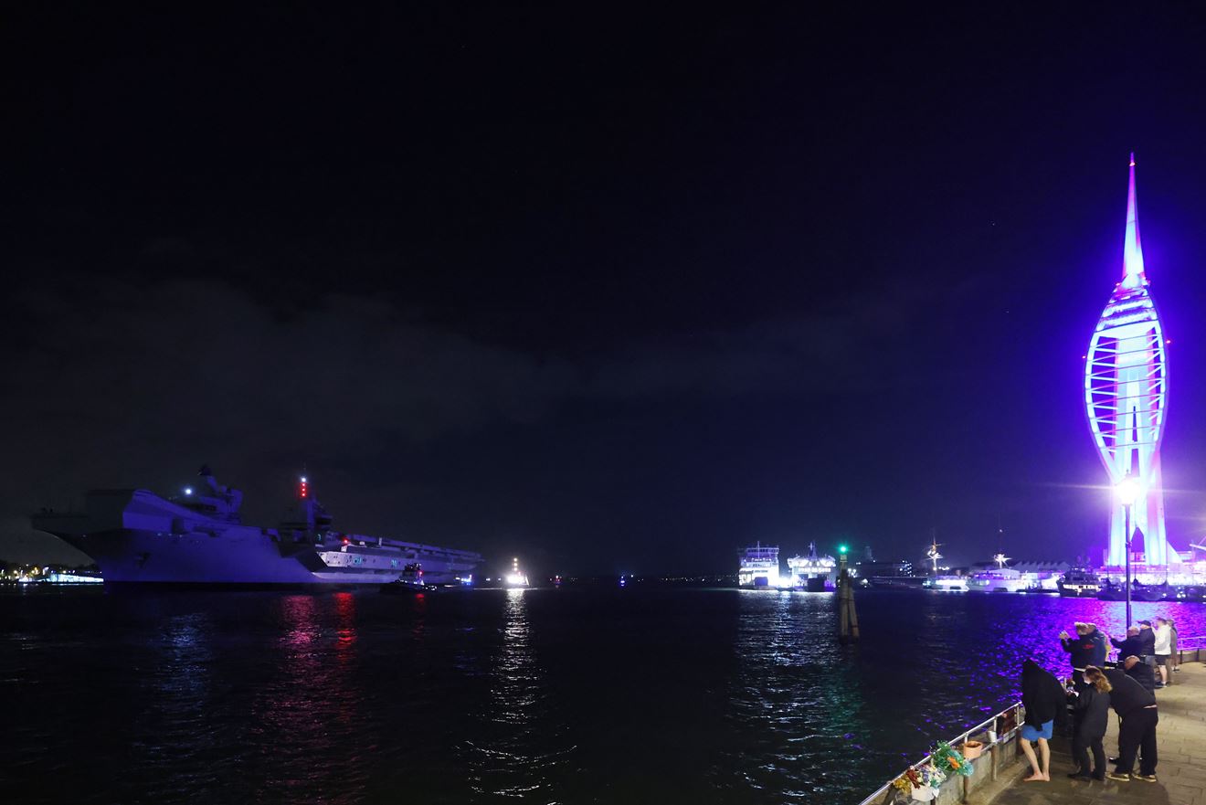 HMS Prince of Wales left Portsmouth for Rosyth