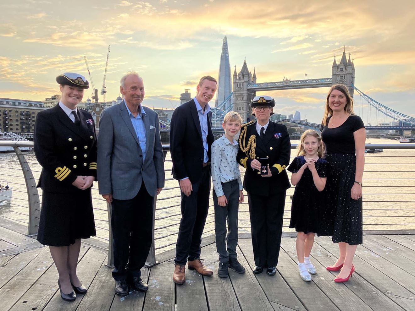 Young detectives ensure belated medal for their WW2 great-grandfather