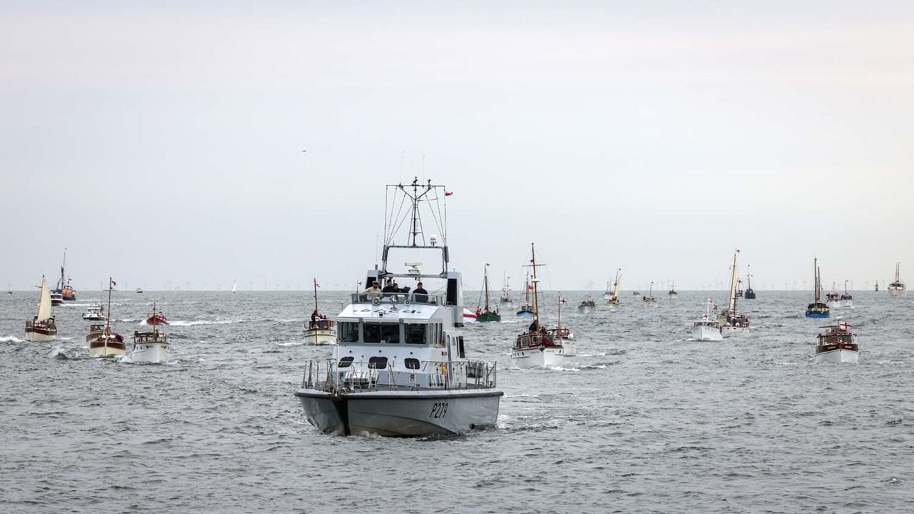 Little Ships escorted by a P2000