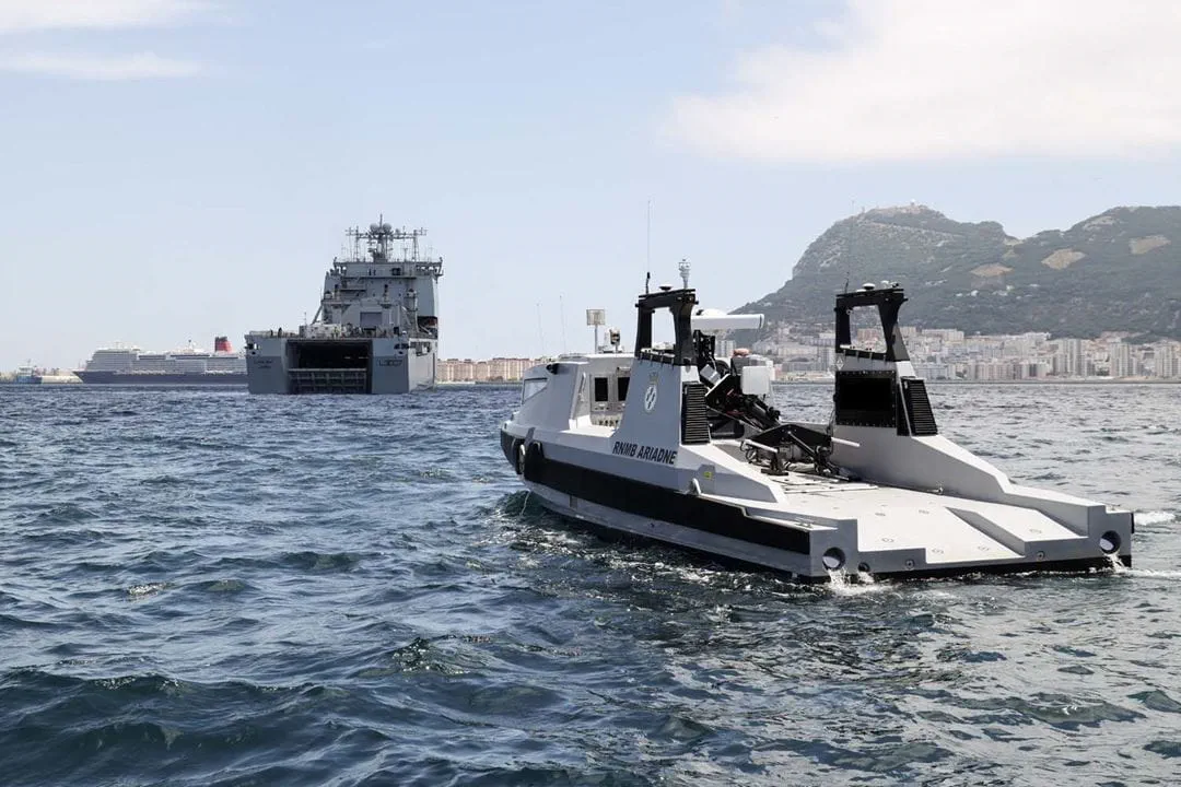 Successful Rfa Royal Navy crewless mine-hunting system docks in support ship for the ...