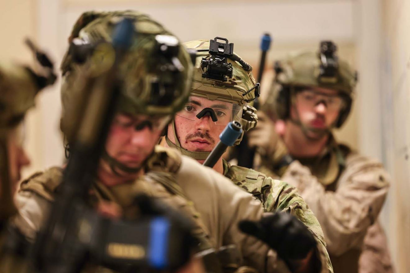 43 Commando train with USMC counterparts