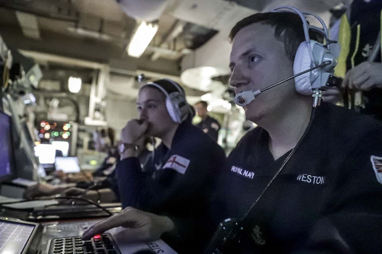 Rafale prize for HMS Albion as flagship ‘fends off’ French jets
