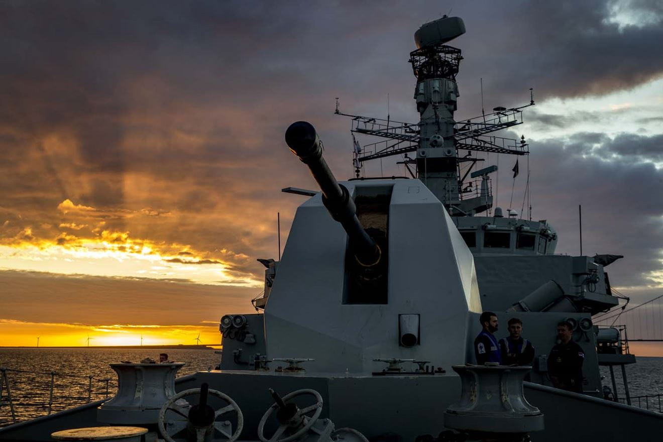 HMS Kent tested to limit in Baltic exercise