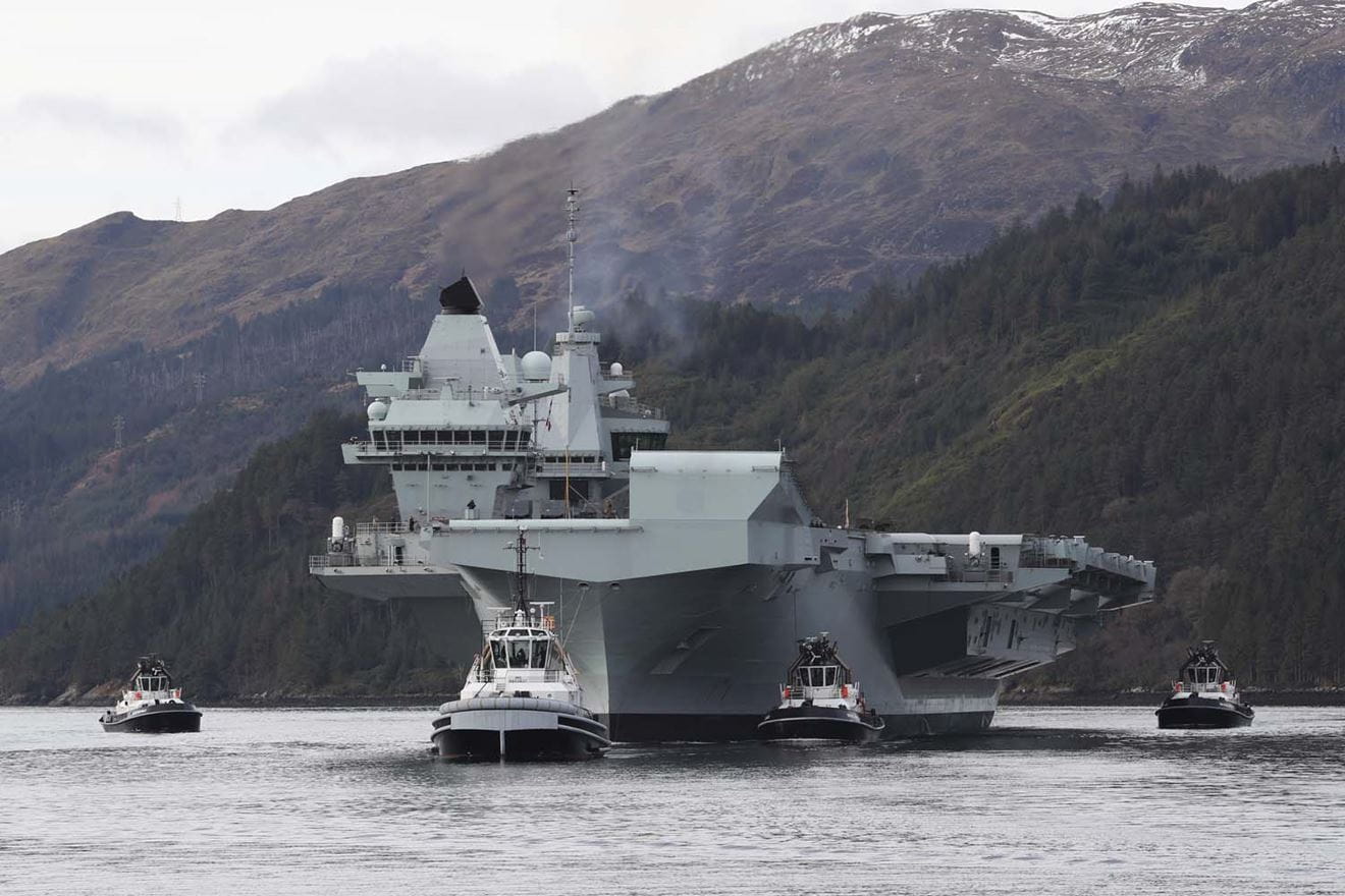 HMS Queen Elizabeth arrives in Glen Mallan, Scotland. Picture: PO JJ Massey