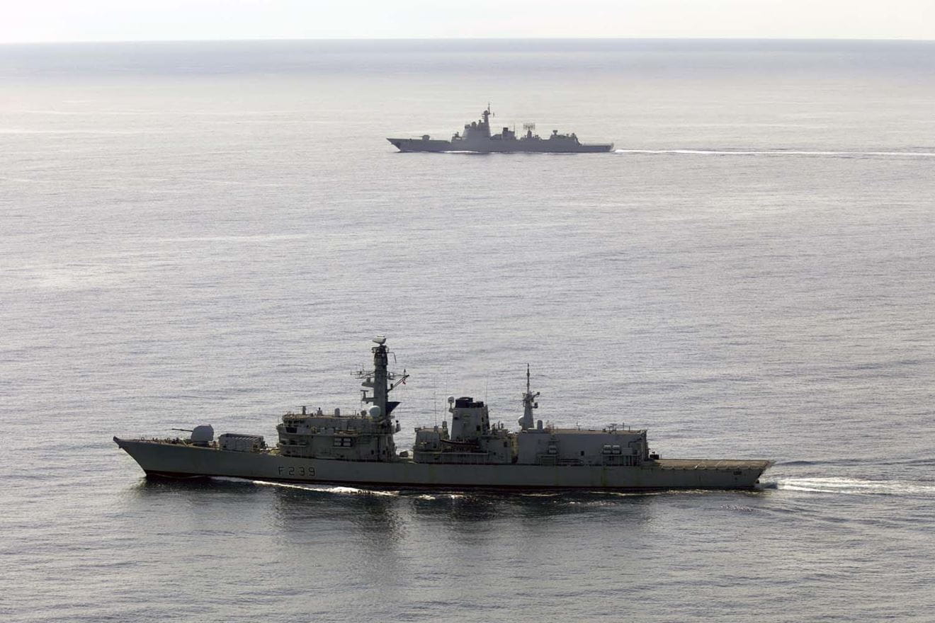 HMS Richmond tracks Chinese task group
