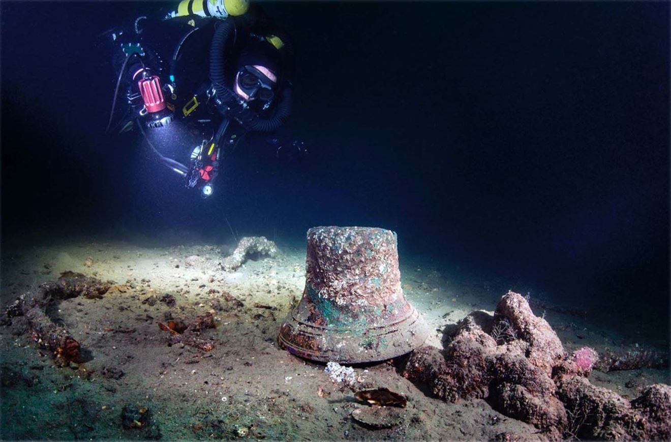 Artefacts from Royal Navy First World War battleship recovered from seabed