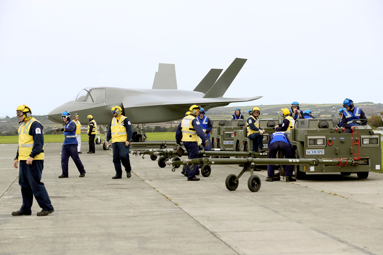 Replica training jets ensure aircraft carrier ready for safe aviation