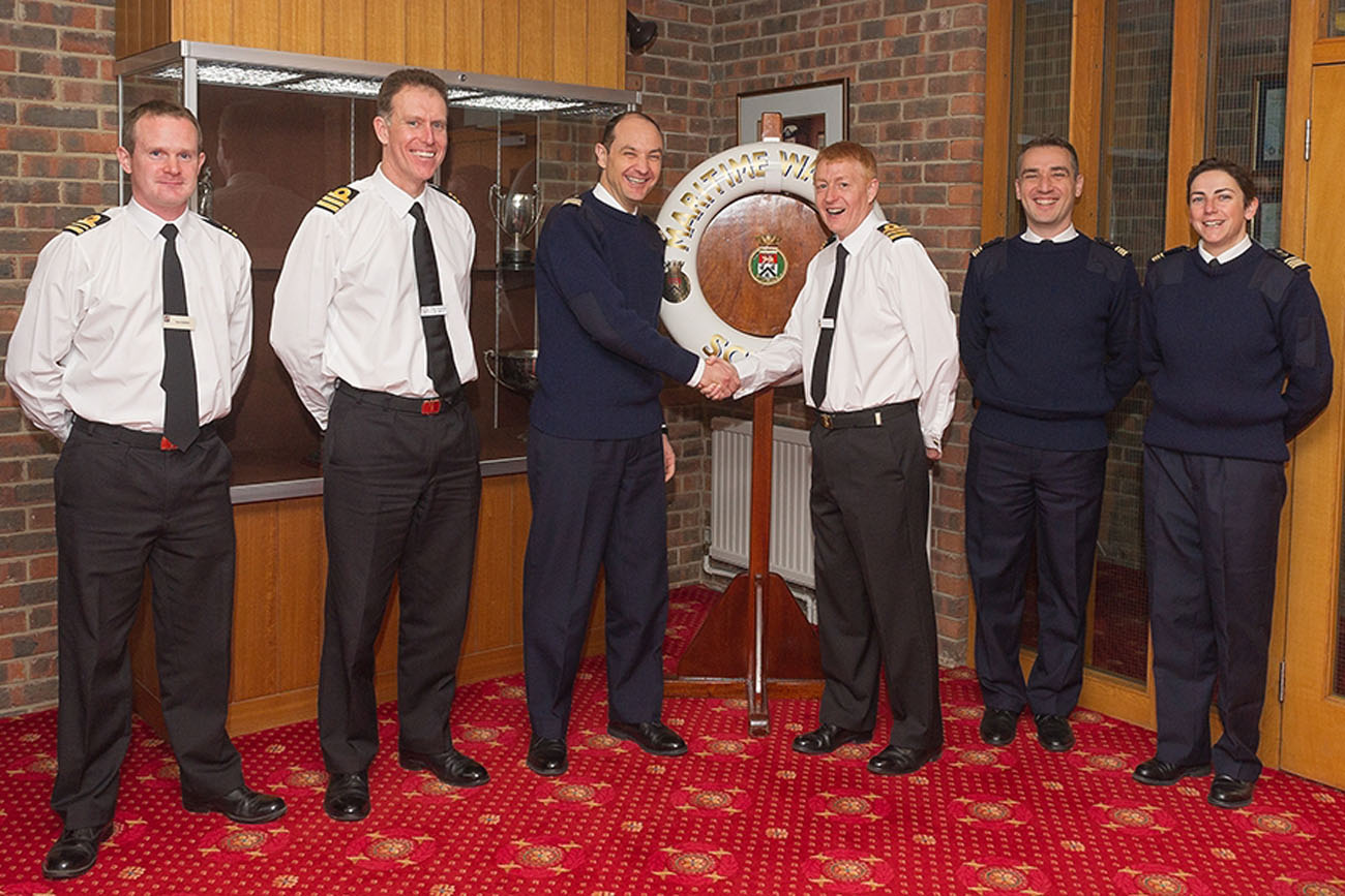 HMS Collingwood welcomes French Navy 