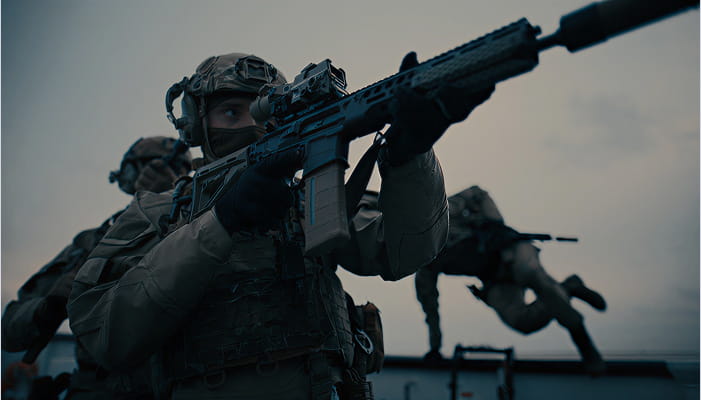 marines warfare support personnel
