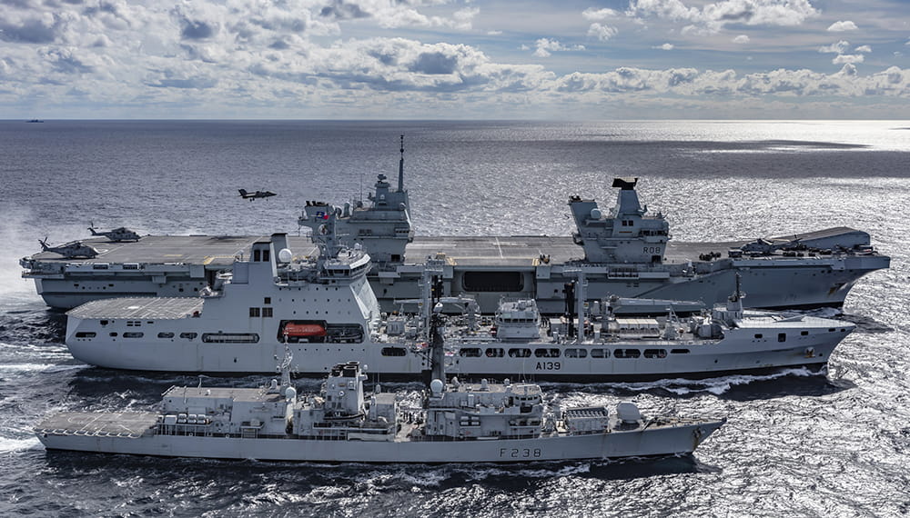 royal-navy-careers-services-02 Photex of westland 19 units HMS Queen Elizabeth, HMS Dragon, HMS Northumberland and RFA Tideforce in company with c and USS Philippine sea.