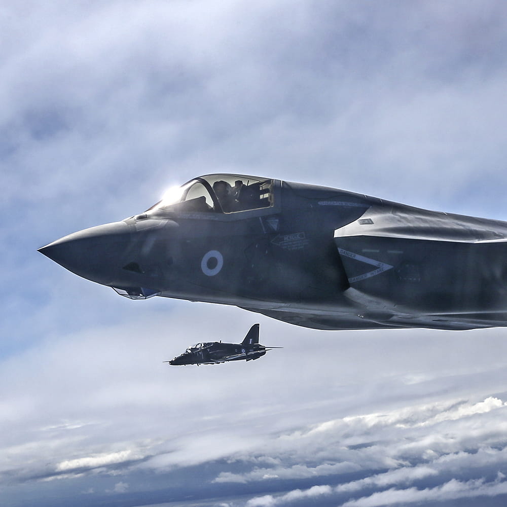 Two F-35 Lightning jets in flight