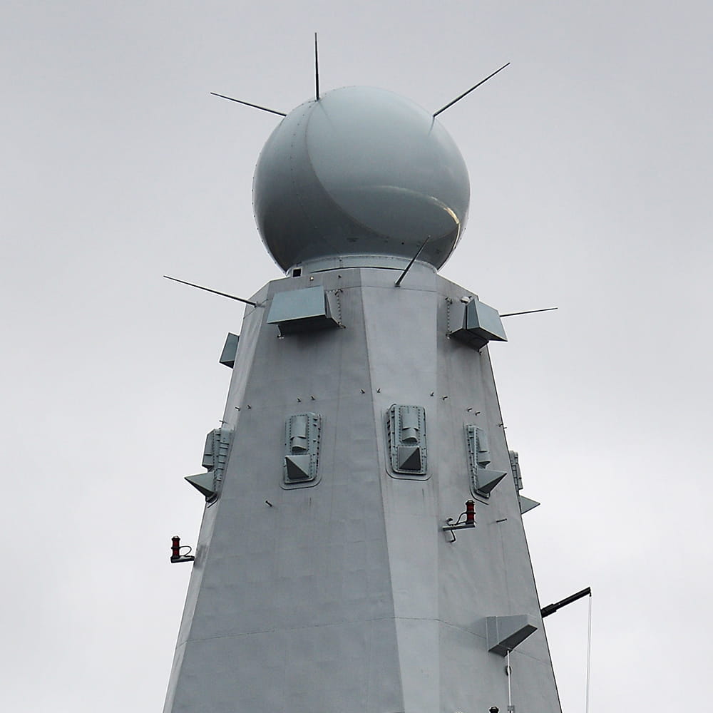 Royal-Navy-Equipment-Daring-Class-07-observe.jpg The detection systems onboard the Royal Navy's Daring Class ship, the HMS Duncan