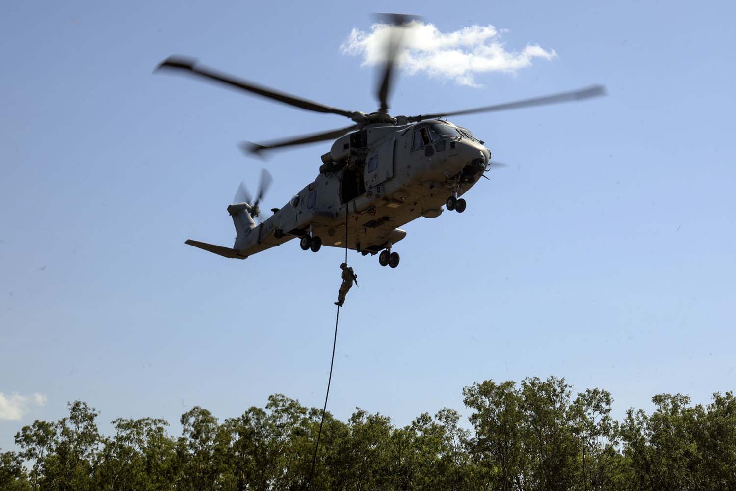 Commando fliers take it to the limit in the Outback