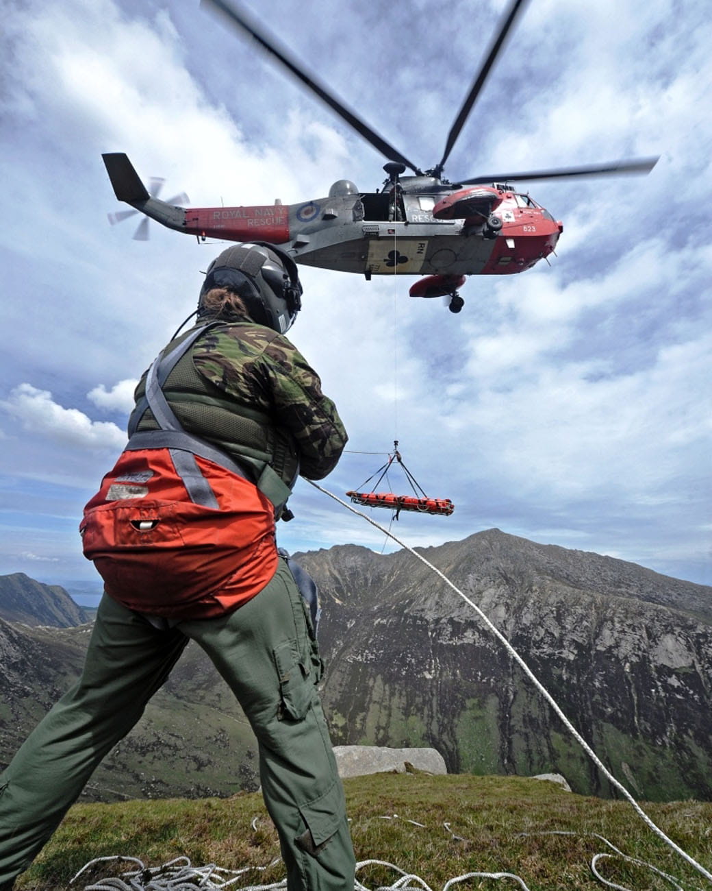 Navy’s flying heroes say so-long Scotland with fly-past