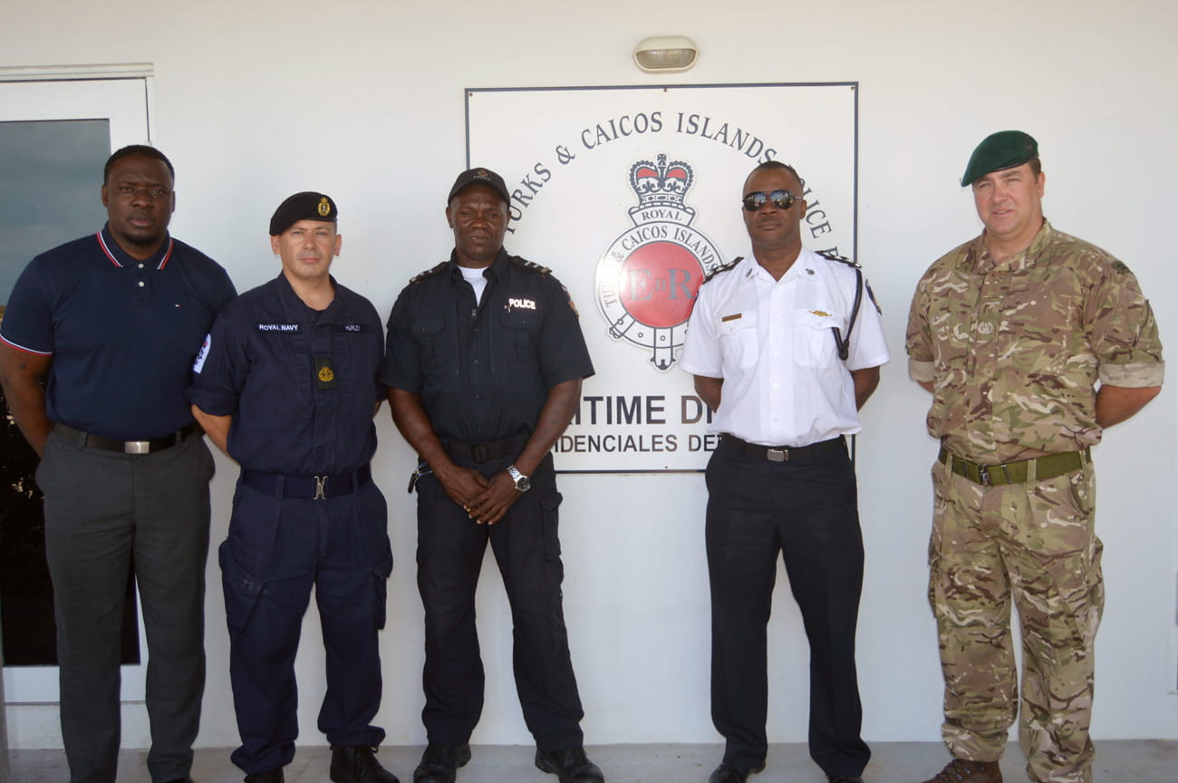 Royal Navy team train police in the Caribbean