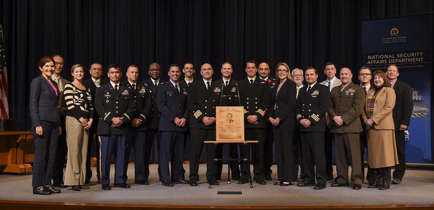 US security award for Royal Navy Commander