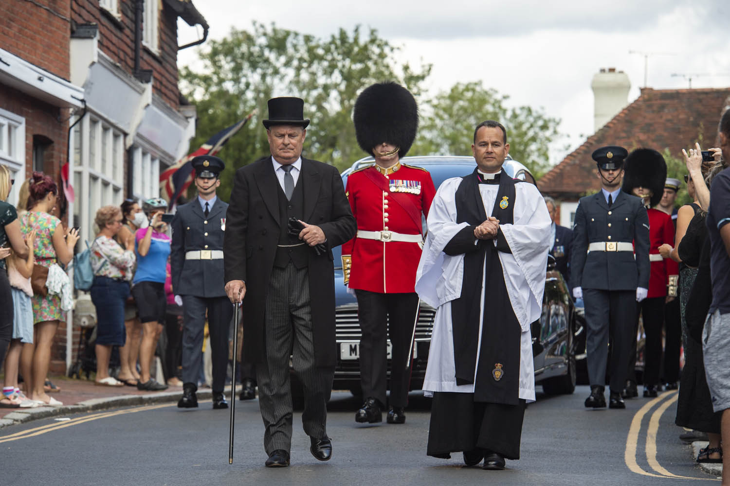 Sailors join Forces’ tribute at Dame Vera’s funeral