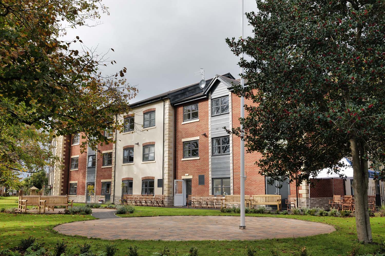 Royal Navy charity opens new home for veterans