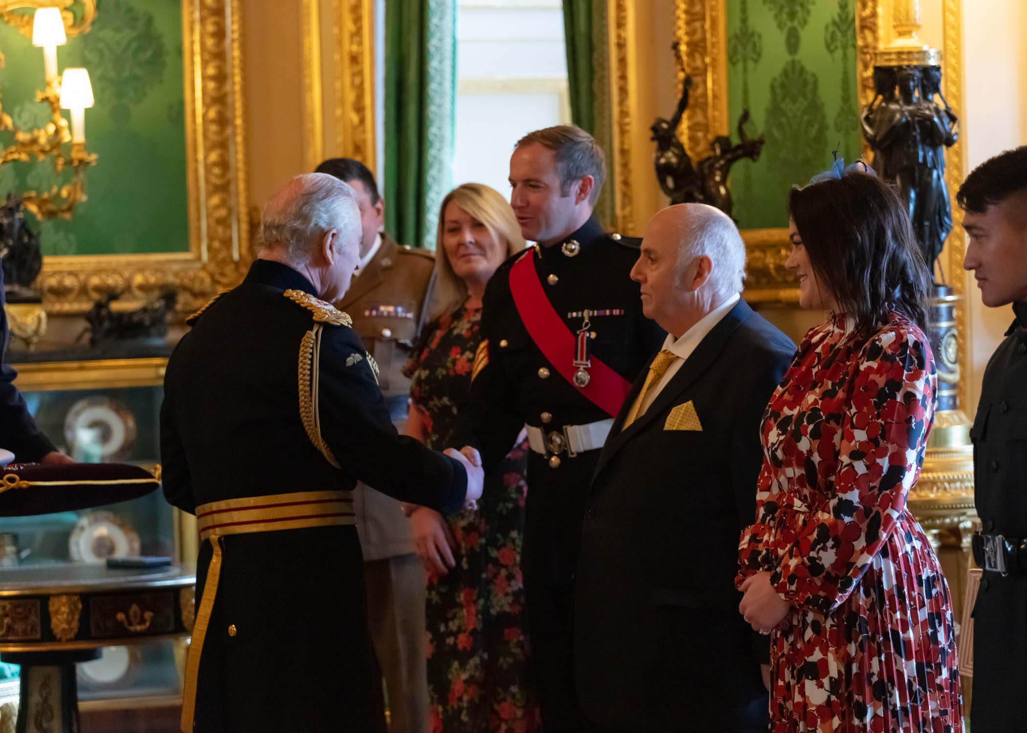 Sgt Tom Hughes chats with His Majesty The King