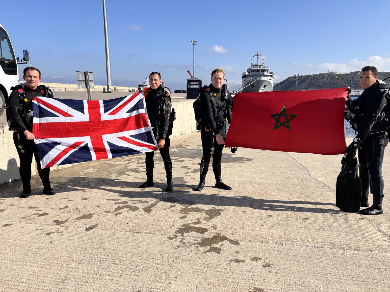 Divers in Gibraltar joined forces with HMS Dagger to work alongside the Royal Moroccan Navy for the first time. 