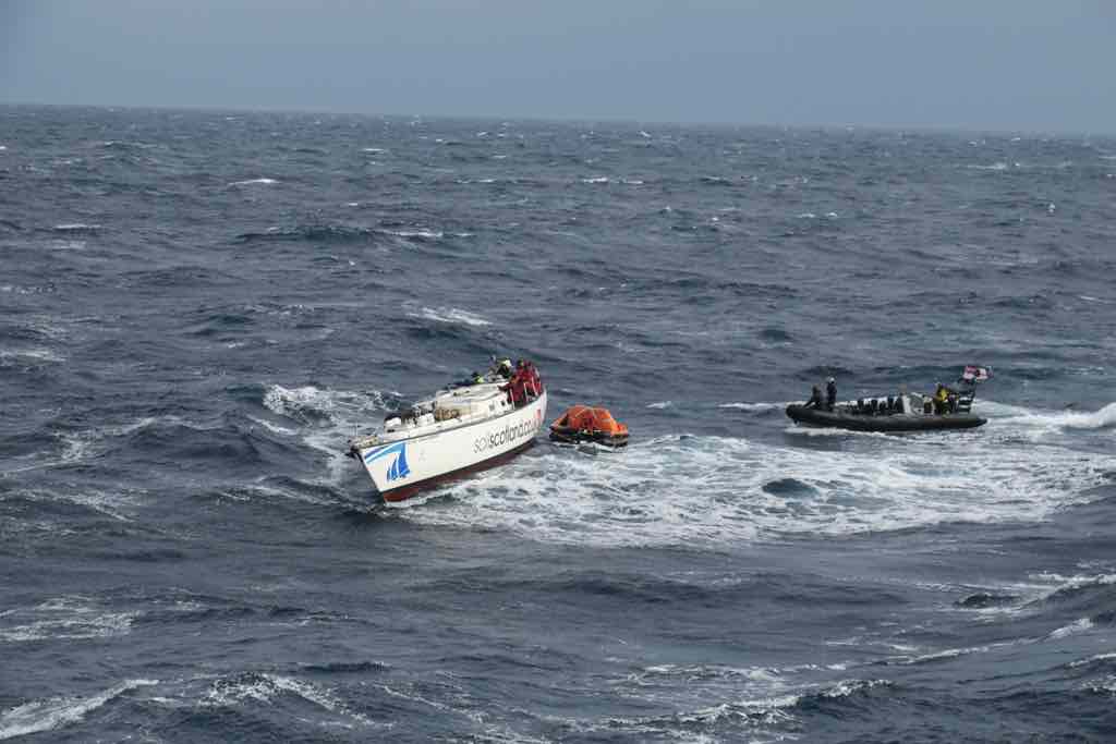 HMS Dragon goes to the aid of stricken yacht