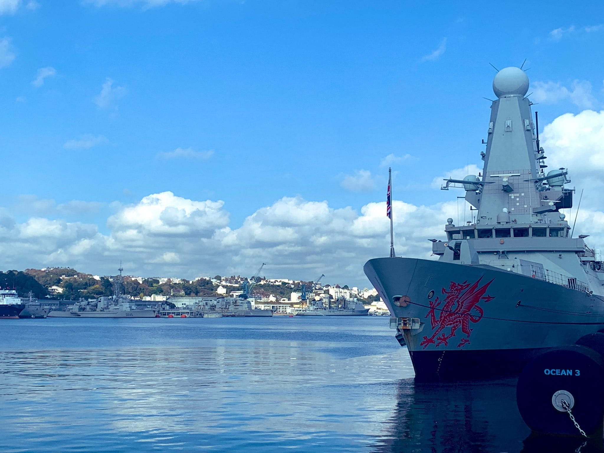 HMS Dragon conducted a range of exercises with the French Navy 