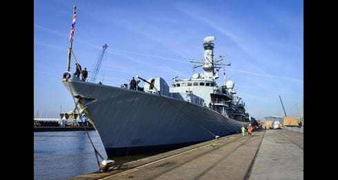 Iron Duke visits affiliated City of Hull