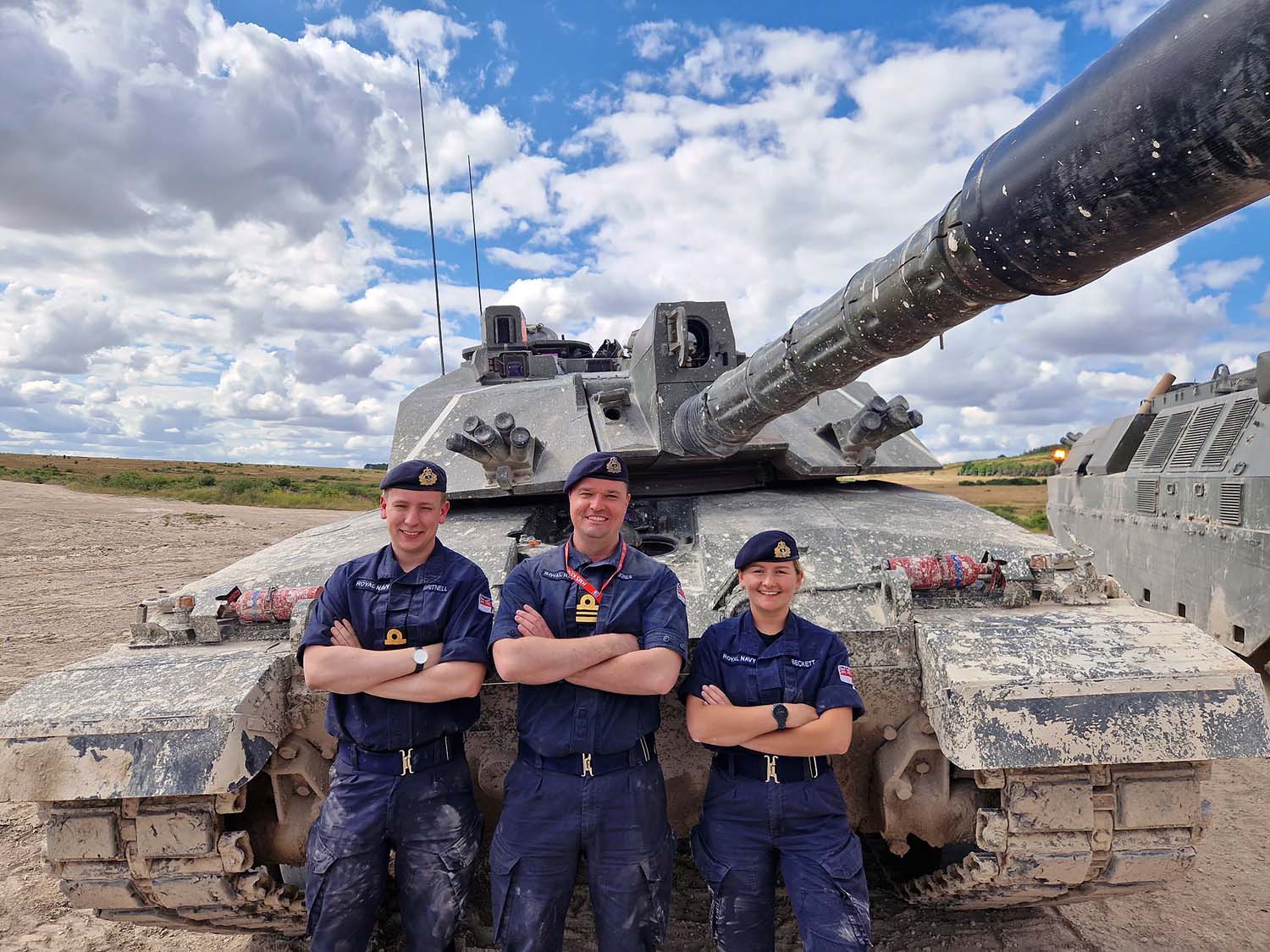 HMS Kent say Tanks for the memories after day with the Army