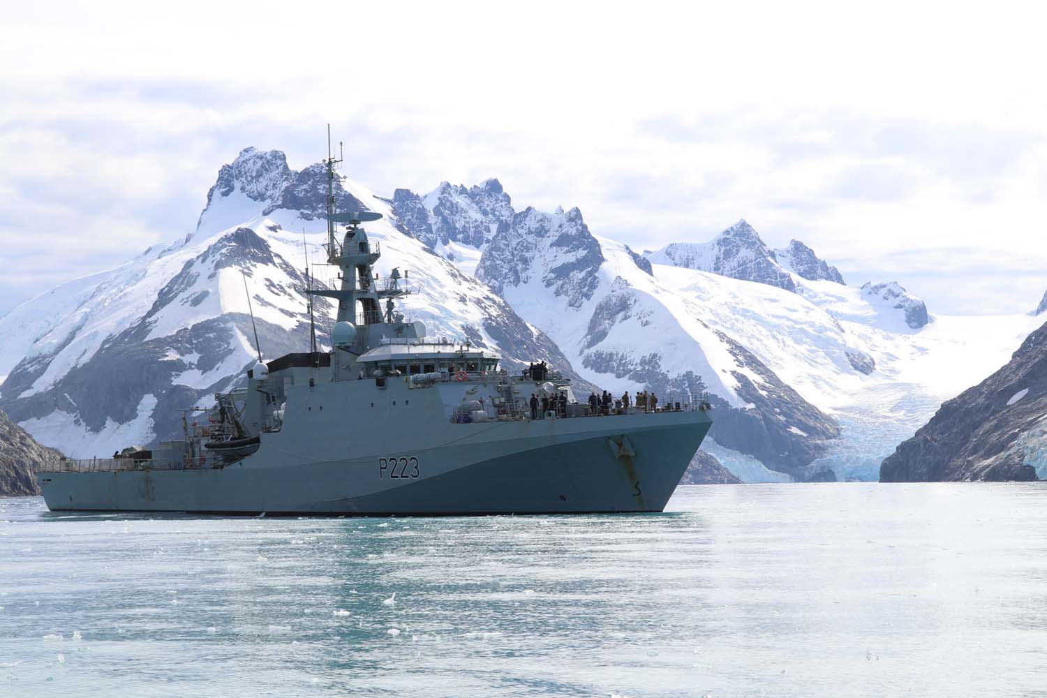 Patrol ship HMS Medway sails into a world of stark beauty in the South Atlantic