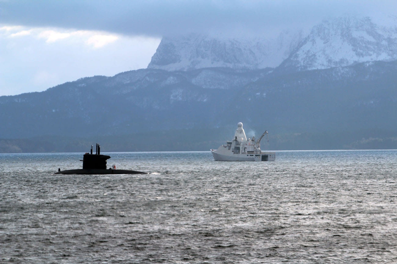 Submarine hunting is black and white for Monmouth in Norwegian fjords