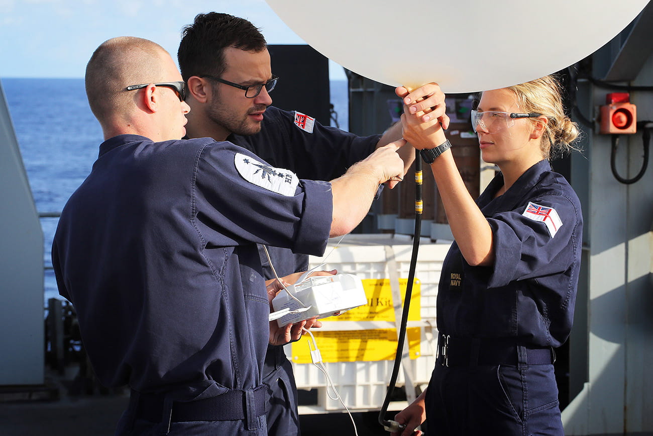HMS Ocean Op Ruman