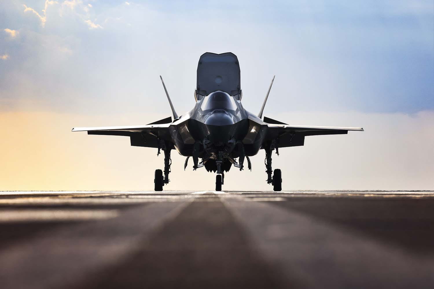 F-35s join HMS Prince of Wales for key fast-jet trials