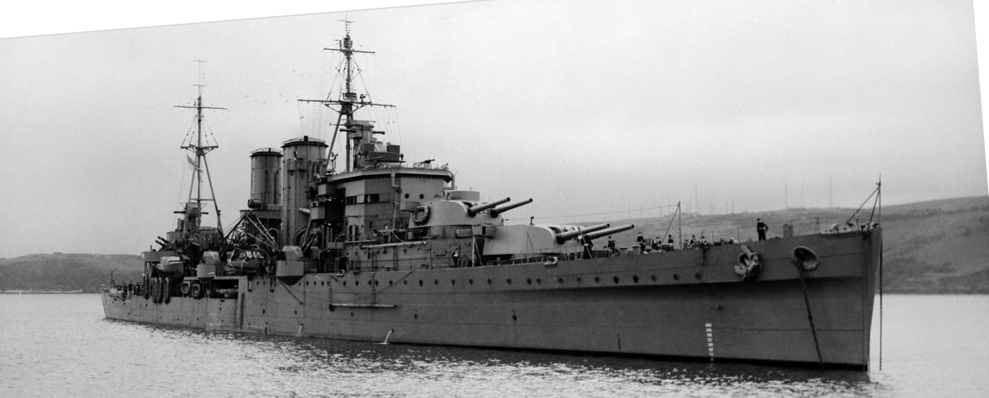 Heavy cruiser HMS Exeter