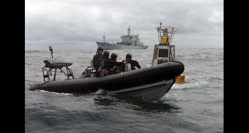 HMS Scott helps scientists in mid-Atlantic