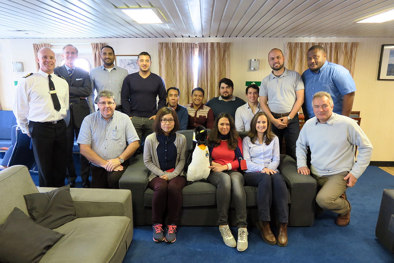 HMS Scott hosts multinational course
