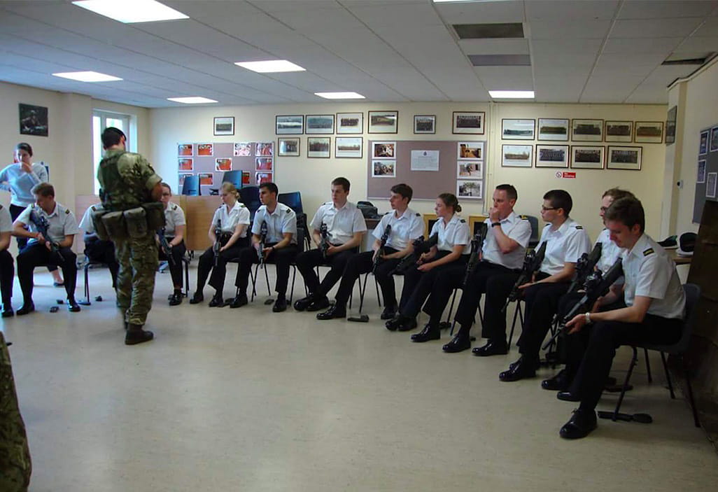 Rifle training for the Oxford URNU