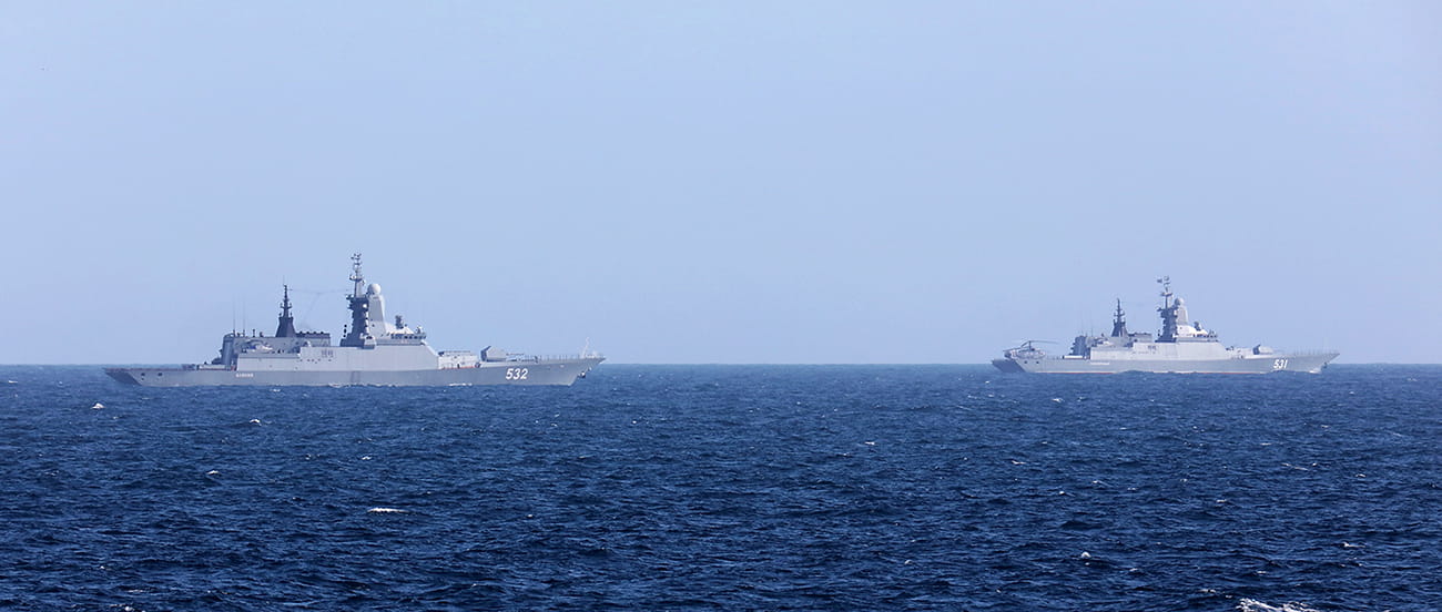 HMS Sutherland escorts two Russian warships through the English Channel