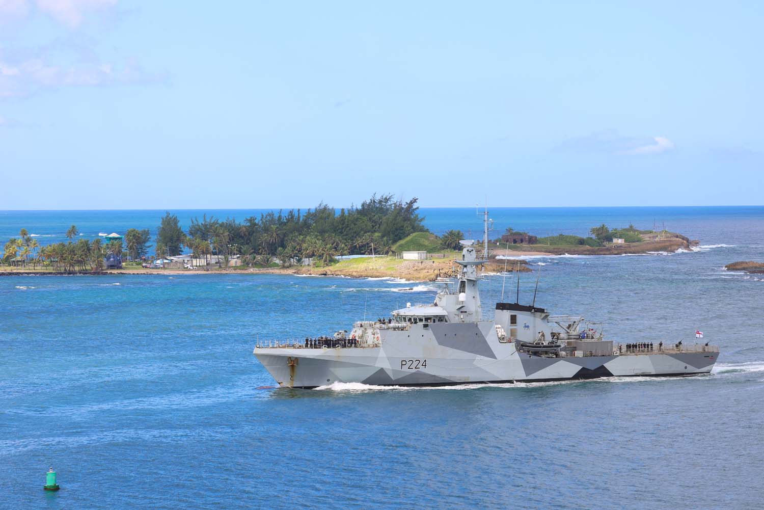 HMS Trent arrives in the Caribbean