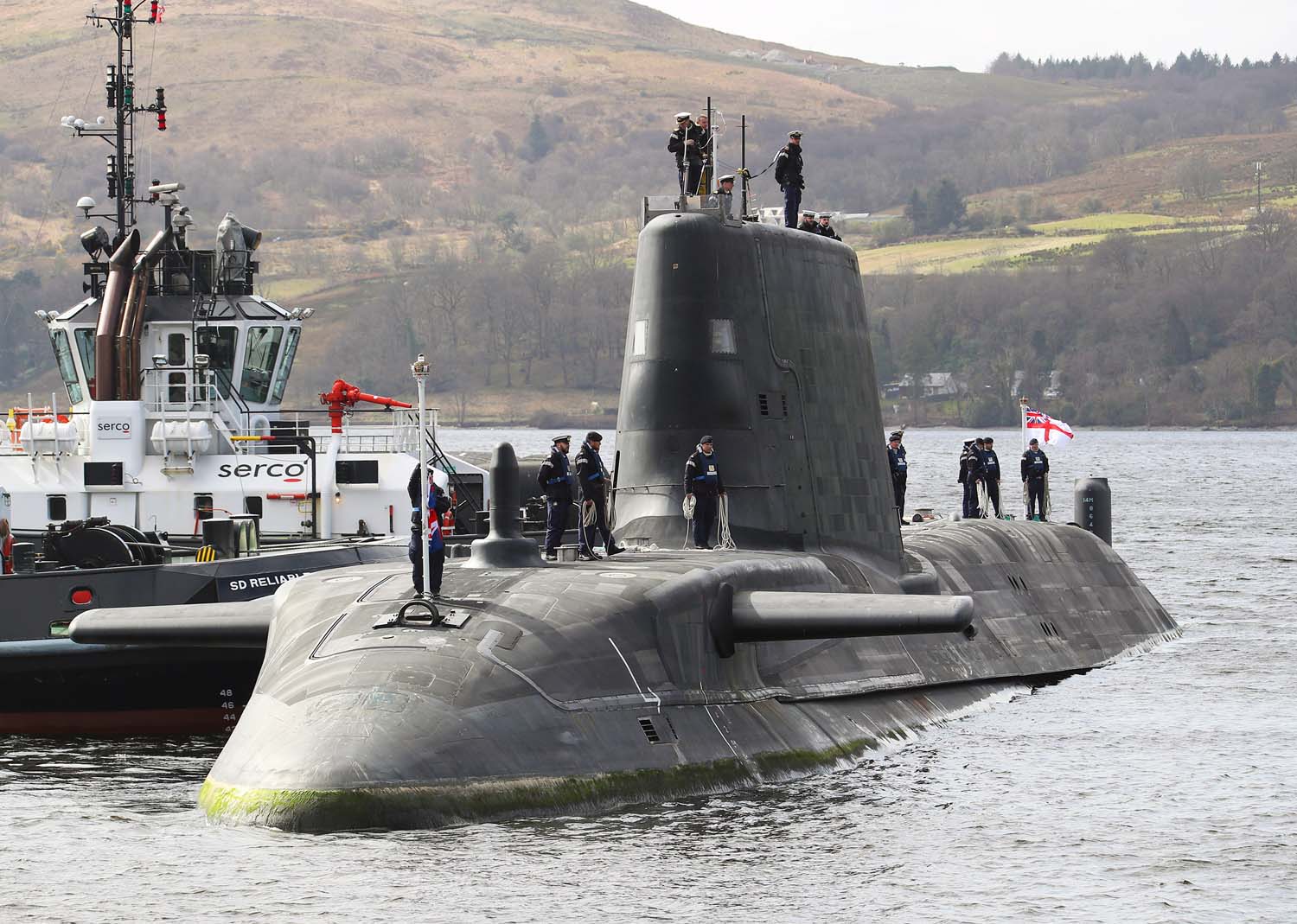 HMS Audacious arrives at Clyde home