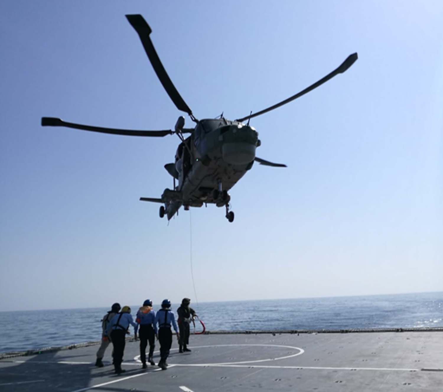 Royal Navy sailors from RNAS Culdrose teach flight deck expertise in Oman