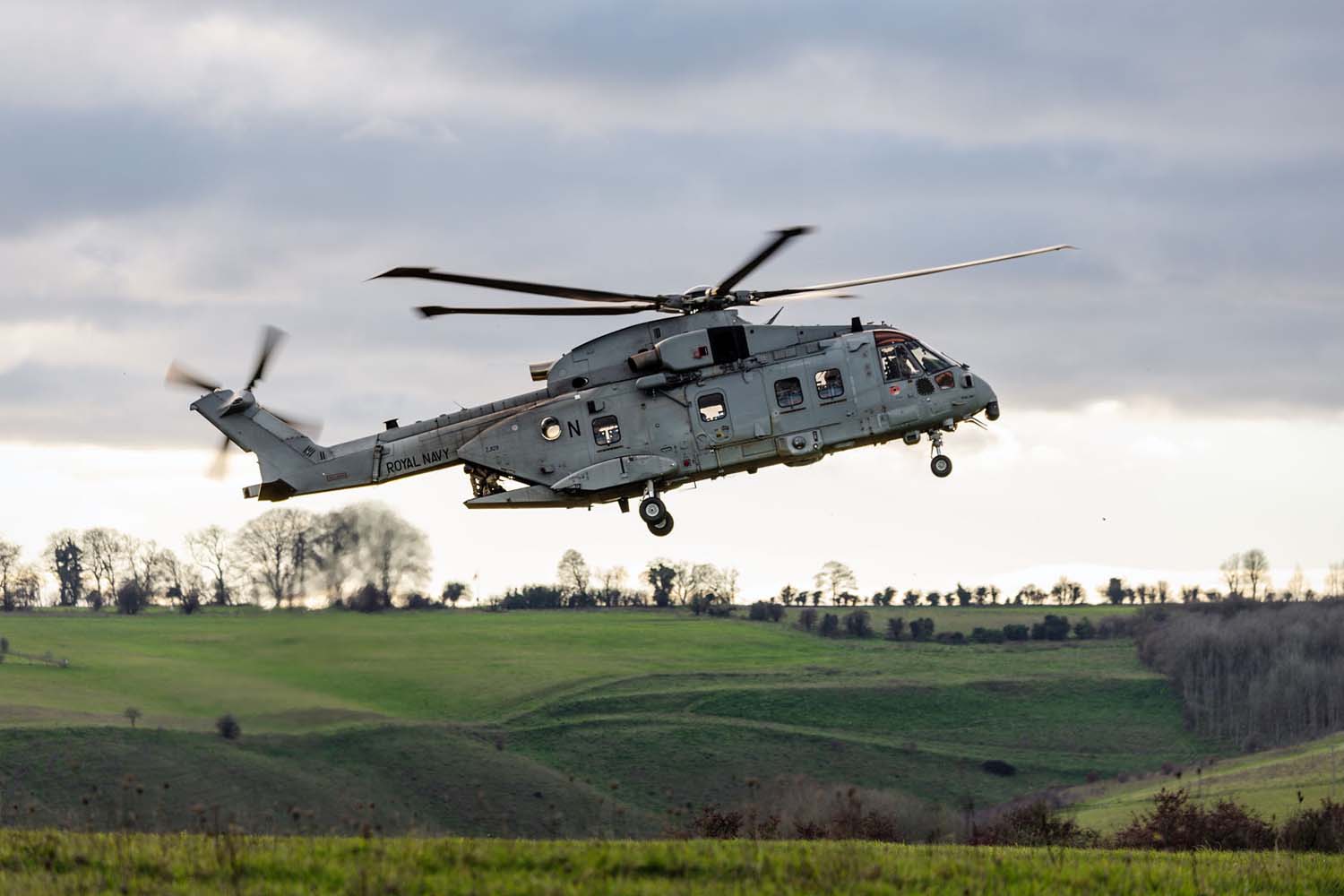 Dutch and British pilots prepare for Arctic flying during UK workout